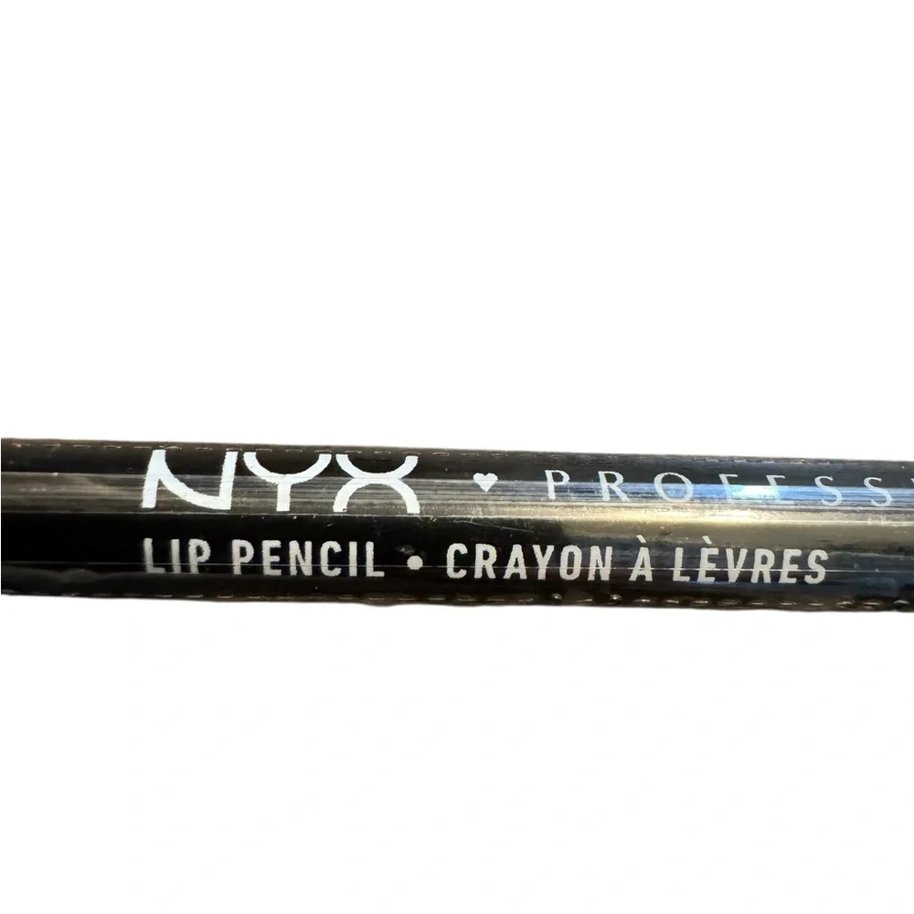 Maybelline‎ Fit Me Foundation and NYX Lipliner Set NEW